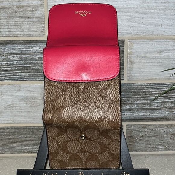 Coach Small Wallet in Signature Canvas Print & Colourblock - Picture 10 of 15